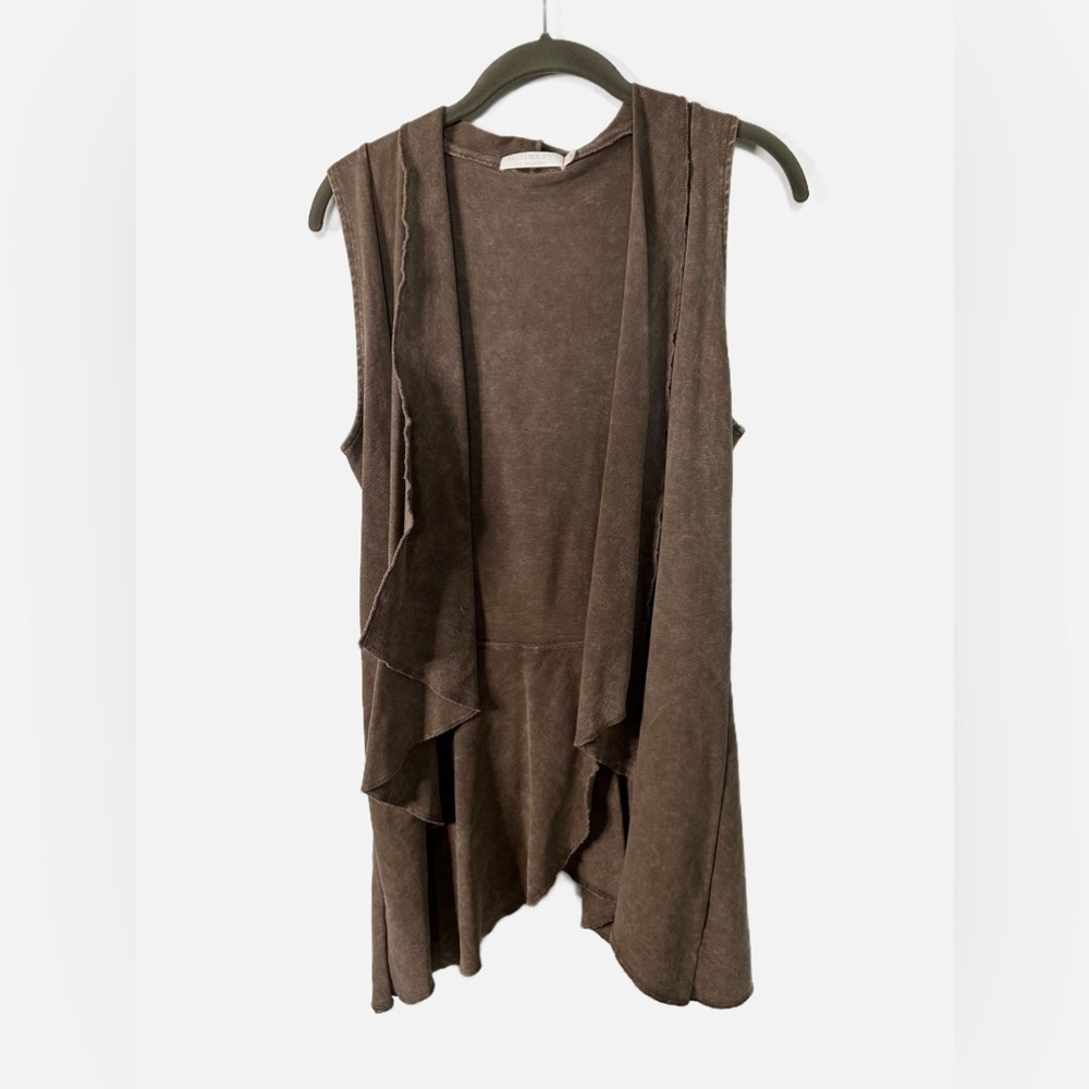 Testimony Los Angeles vest in brown
